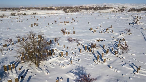 Selçuklu Mezarlığında Kış