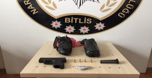 Bitlis’te silah ve uyuşturucu ele geçirildi