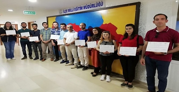Ahlat'ta “Robotik Kodlama” eğitimi alan öğretmenlere sertifika verildi