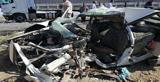 Ahlat'ta kaza: 3 ölü, 3 yaralı!