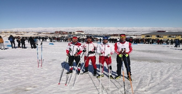 BEÜ Kayak Takımı Türkiye üçüncüsü oldu