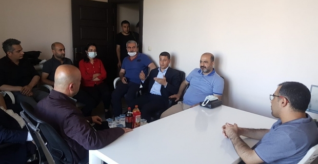 Bitlis DEVA’dan BİGACEM başkanı Aygül'e geçmiş olsun ziyareti