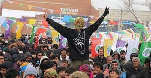 Newroz Tatvan’da büyük bir coşkuyla...