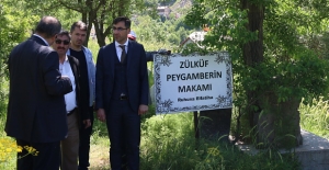 Bitlis Belediyesinden mezarlıklarda bayram temizliği