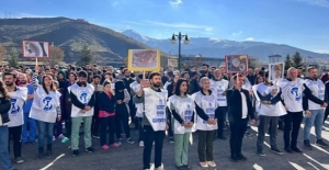 Bitlis'te sağlıkçılardan yemek boykotu kararı